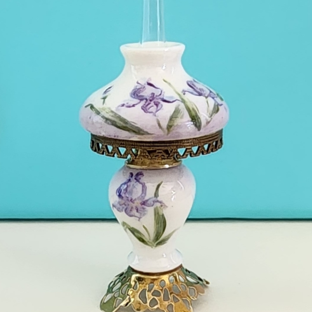 Artisan Ni-Glo Vintage Porcelain Iris Lamp w/ Orig Case Dollhouse Mini 1:12